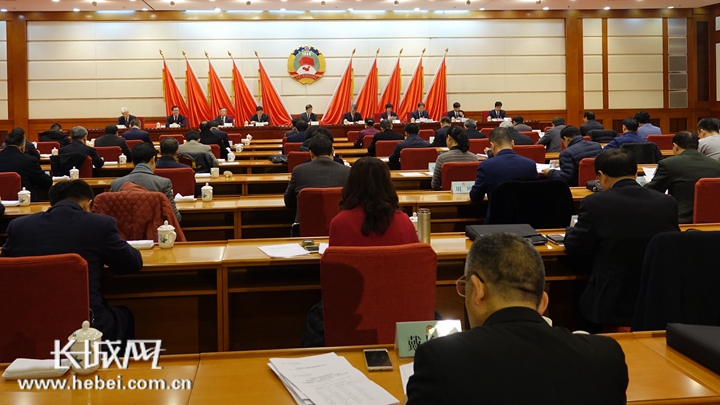 2025澳门与香港今晚必开一肖;详细解答、解释与落实