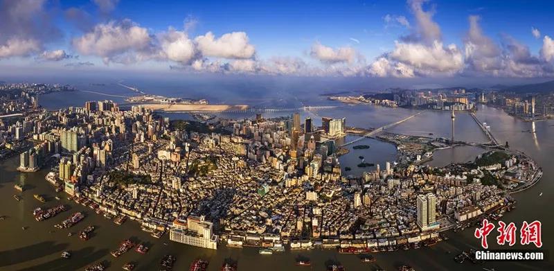 2025年澳门与香港免费资料,正版资料;构建解析、解释与落实