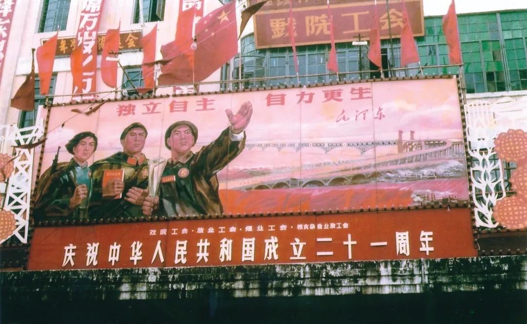 2025年澳门与香港天天彩资料;精选解析、落实与策略
